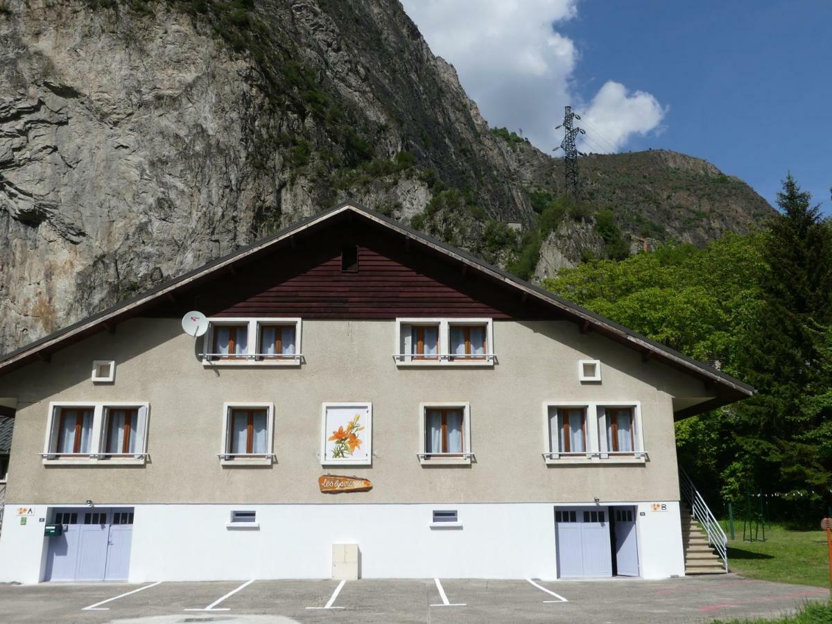 Ferienwohnung Les Lys Oranges Le Bourg-dʼOisans Exterior foto