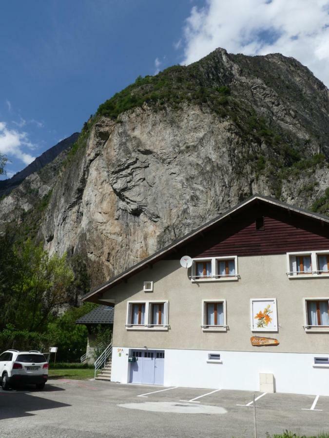 Ferienwohnung Les Lys Oranges Le Bourg-dʼOisans Exterior foto
