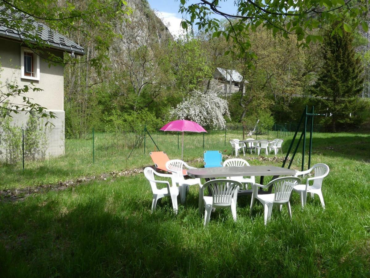 Ferienwohnung Les Lys Oranges Le Bourg-dʼOisans Exterior foto