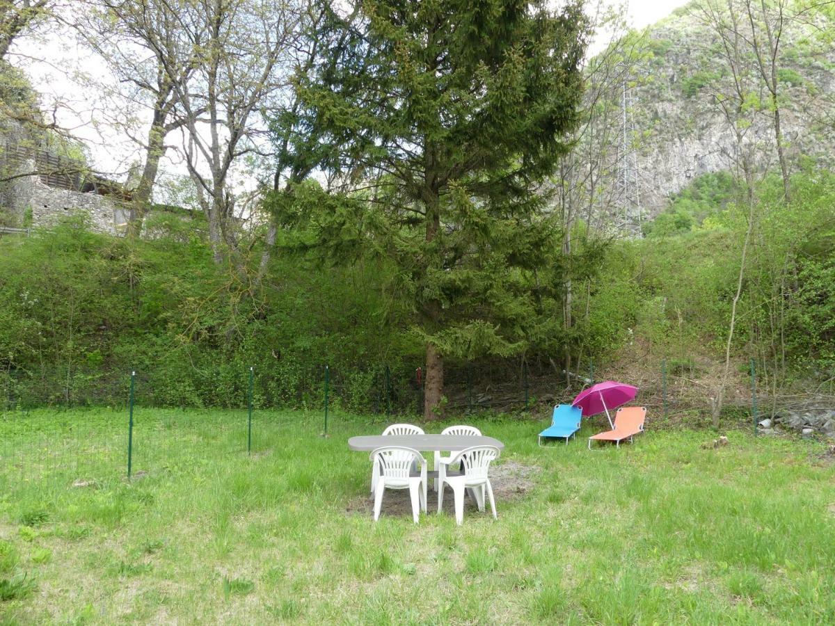 Ferienwohnung Les Lys Oranges Le Bourg-dʼOisans Exterior foto
